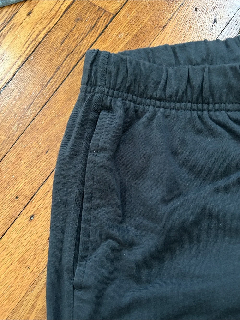 Nike Men’s Gray Sweatpants Size Small